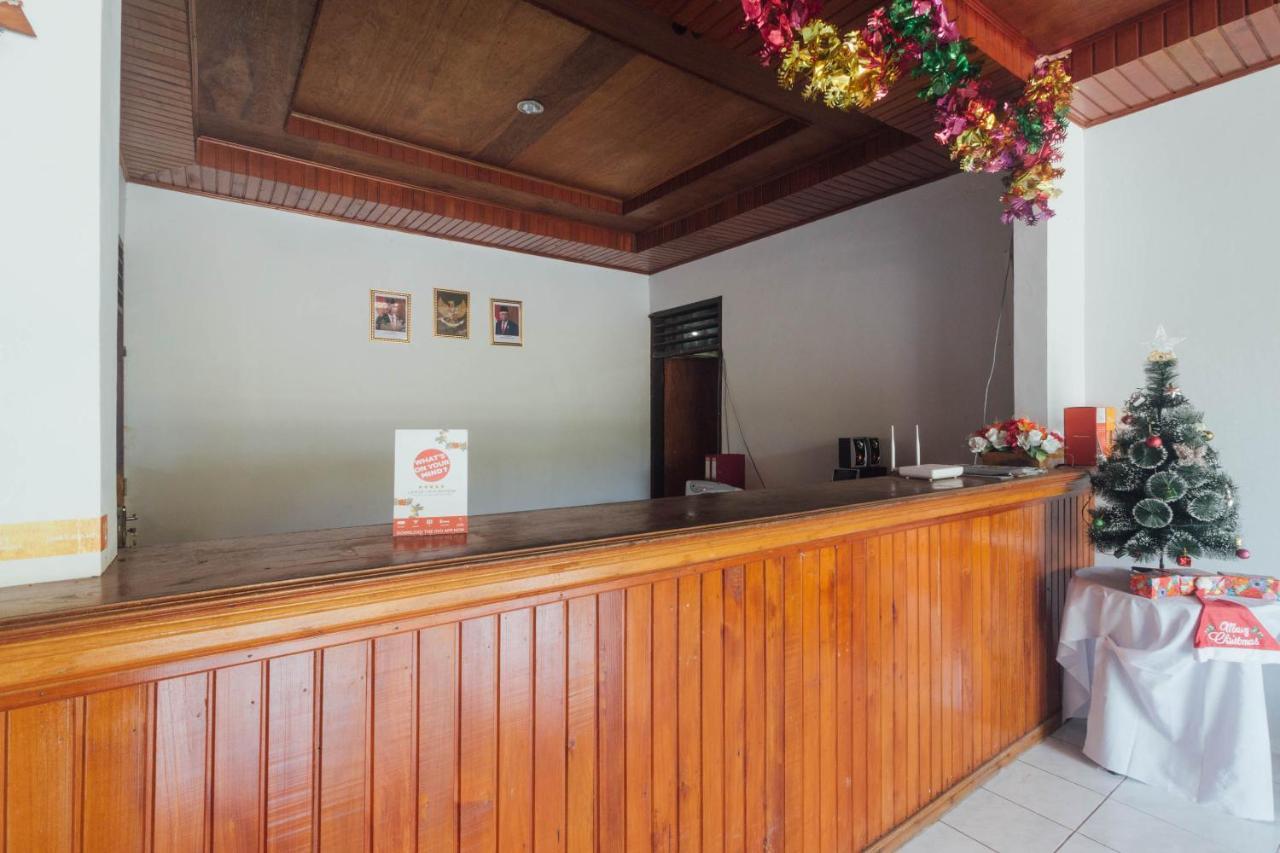 Oyo 1688 Collin Beach Hotel Ambon Dış mekan fotoğraf