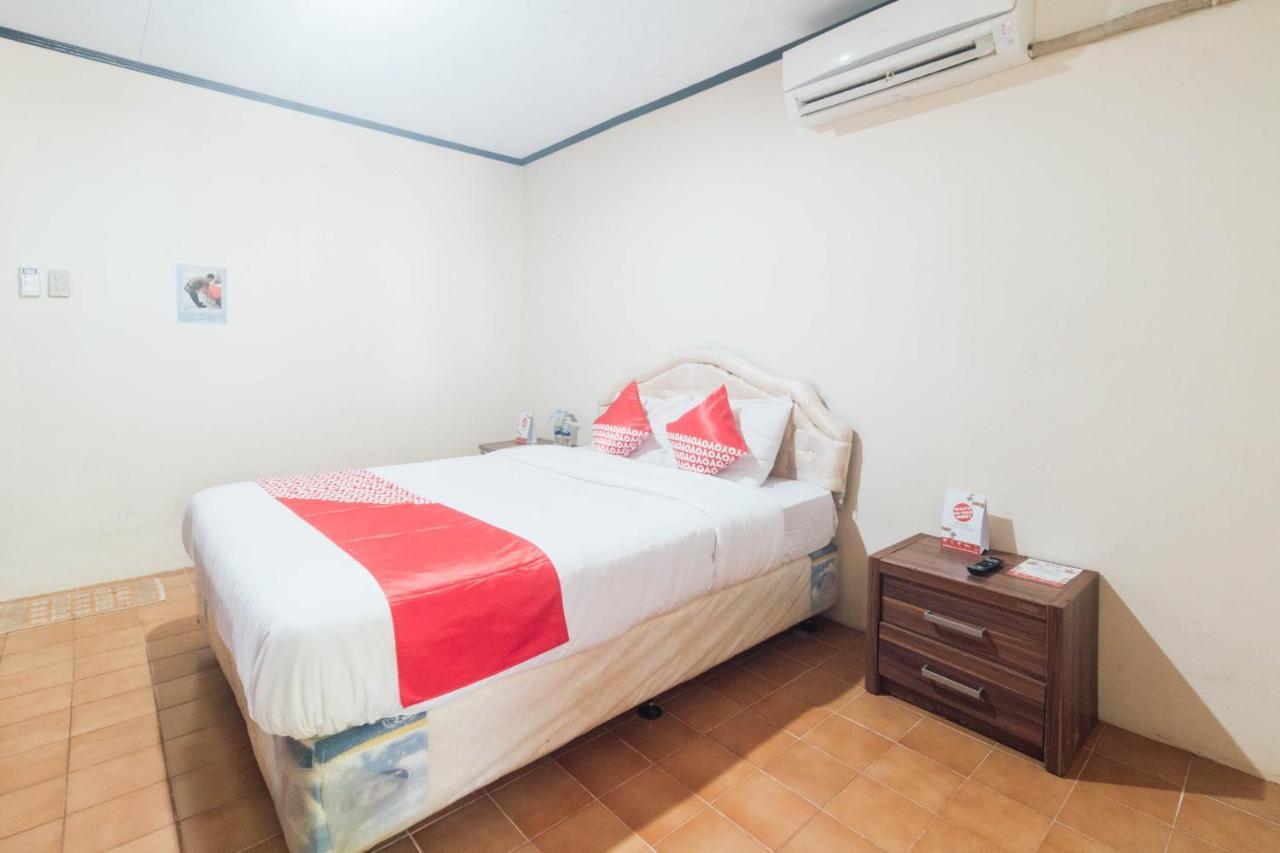 Oyo 1688 Collin Beach Hotel Ambon Dış mekan fotoğraf